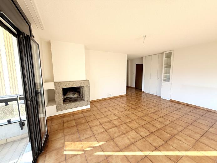 Apartment for sale in Caslano - Bright and quiet 3.5-room apartment with 2 balconies in prime location in Caslano. - Smart Propylaia (3)