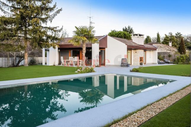 House for sale in Vessy