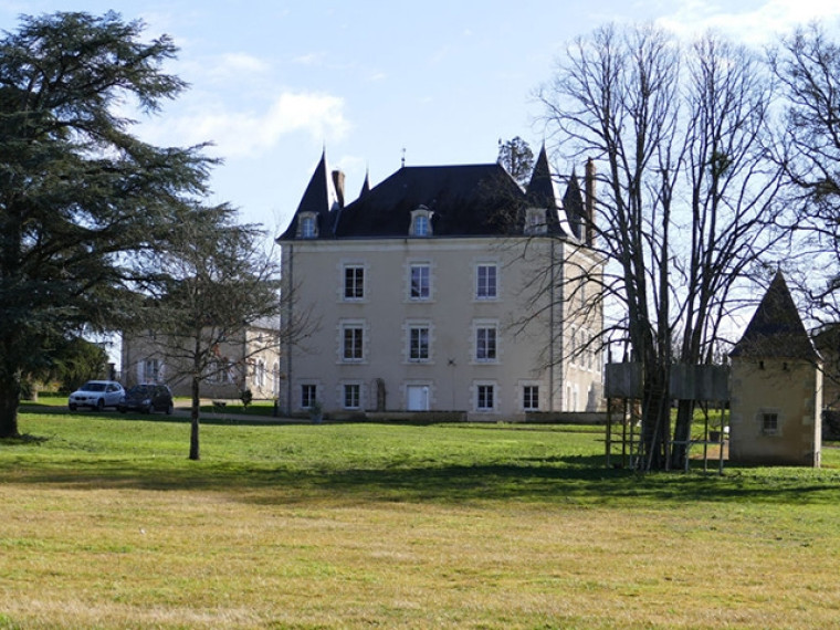 Casa in vendita a Montmorillon