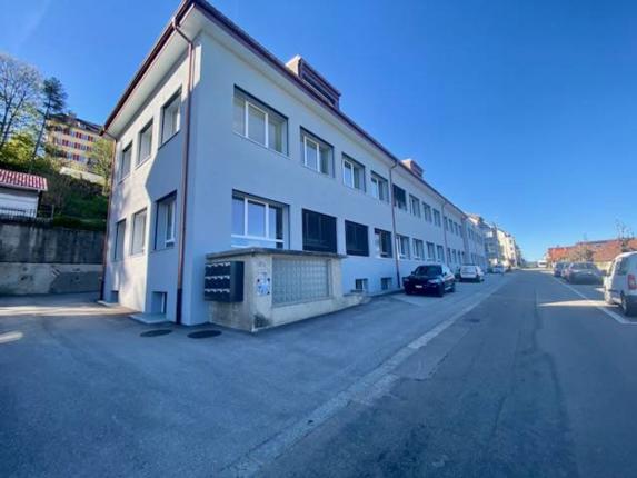 Commercial & industry for sale in Les Ponts-de-Martel