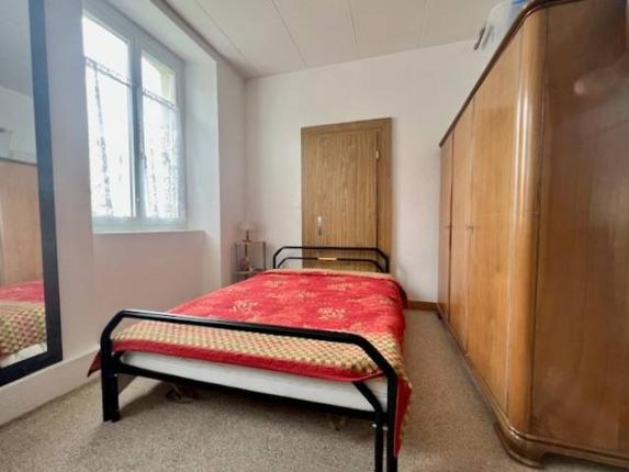 House for sale in Les Brenets (13)