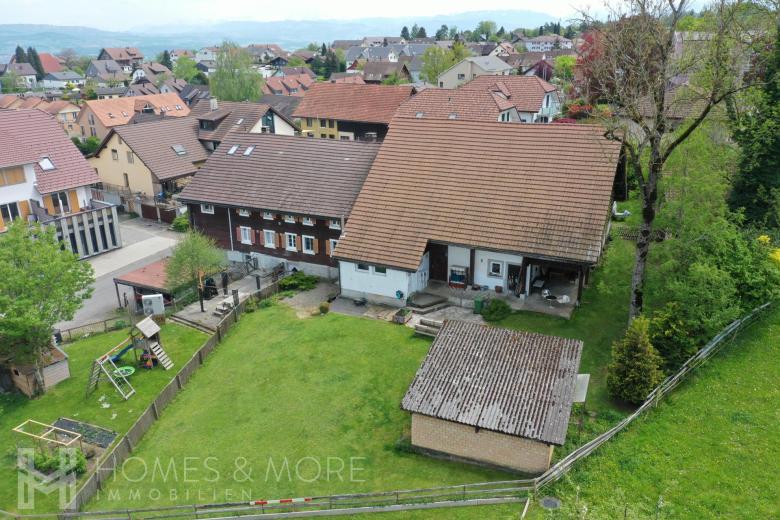 Haus zu verkaufen in Buttwil - BAUERNHAUS MIT ENTWICKLUNGSPOTENZIAL - Smart Propylaia (129)