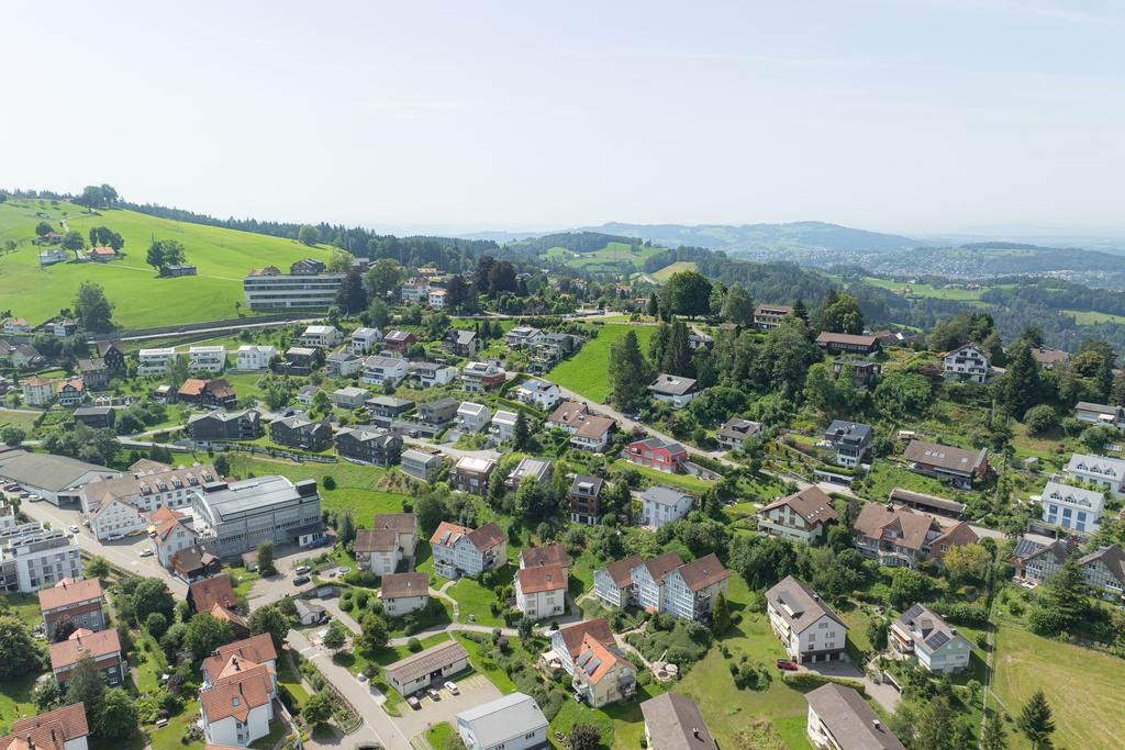 To rent   Switzerland - in partnership with the real estate portal Smart-Propylaia