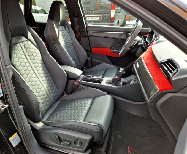 Audi RS Q3 2.5 TFSI quattro S tronic à vendre - AUDI RS Q3 2.5 TFSI quattro S tronic - Smart Propylaia (6)