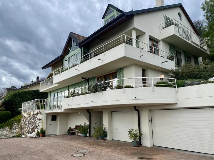 Haus zu verkaufen in Bougy-Villars - Große Villa, teilbar in 2 Duplex, Innenpool, Seeblick - Smart Propylaia (66)