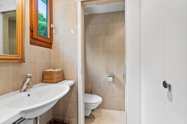 Haus zu verkaufen in Bougy-Villars - Große Villa, teilbar in 2 Duplex, Innenpool, Seeblick - Smart Propylaia (99)