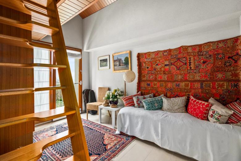 Haus zu verkaufen in Bougy-Villars - Große Villa, teilbar in 2 Duplex, Innenpool, Seeblick - Smart Propylaia (105)