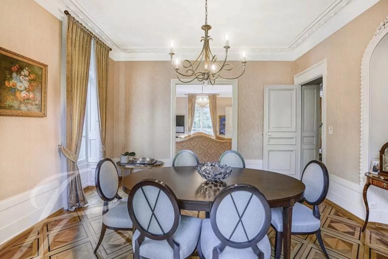 Haus zu verkaufen in Clarens - Wunderschönes Hôtel Particulier, zauberhafter Garten, nur wenige Schri - Smart Propylaia (54)