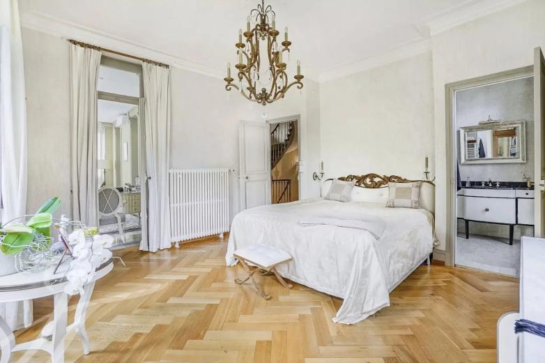 Haus zu verkaufen in Clarens - Wunderschönes Hôtel Particulier, zauberhafter Garten, nur wenige Schri - Smart Propylaia (57)