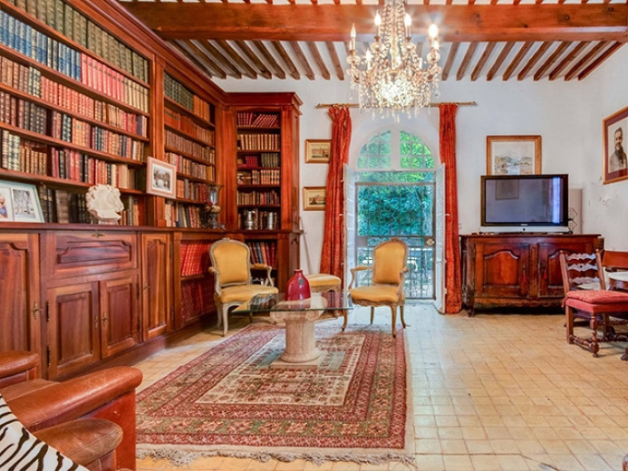 House for sale in Aix-en-Provence - AIX-EN-PROVENCE - MANSION HOUSE - 9.0 ROOMS - Smart Propylaia (6)