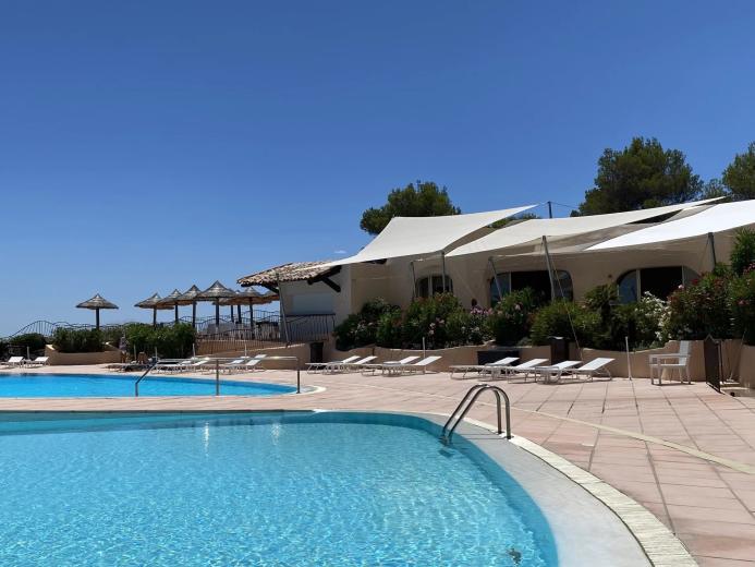 Wohnung zu vermieten in Théoule-sur-Mer - Sommerferien direkt am Wasser, Wohnung in privater Residenz - Smart Propylaia (90)