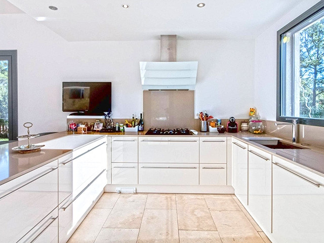 Haus zu verkaufen in Pierrevert - Einfamilienhaus zu verkaufen in Pierrevert, 9 Zimmer, 247 m2 - Smart Propylaia (3)