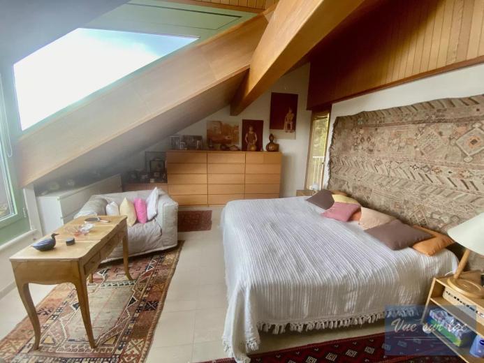 Haus zu verkaufen in Bougy-Villars - Große Villa, teilbar in 2 Duplex, Innenpool, Seeblick - Smart Propylaia (120)