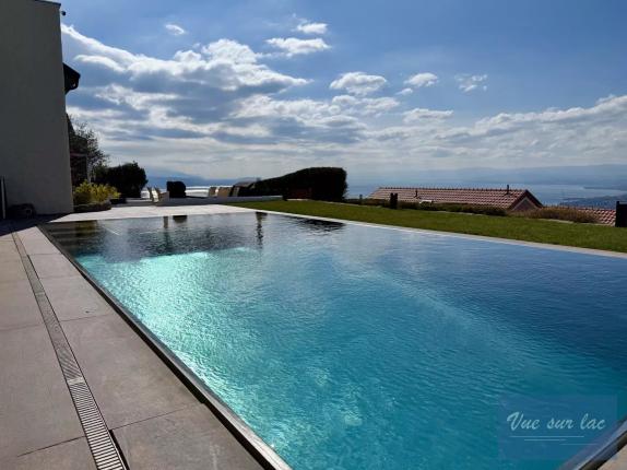 Casa in vendita a Grandvaux (44)