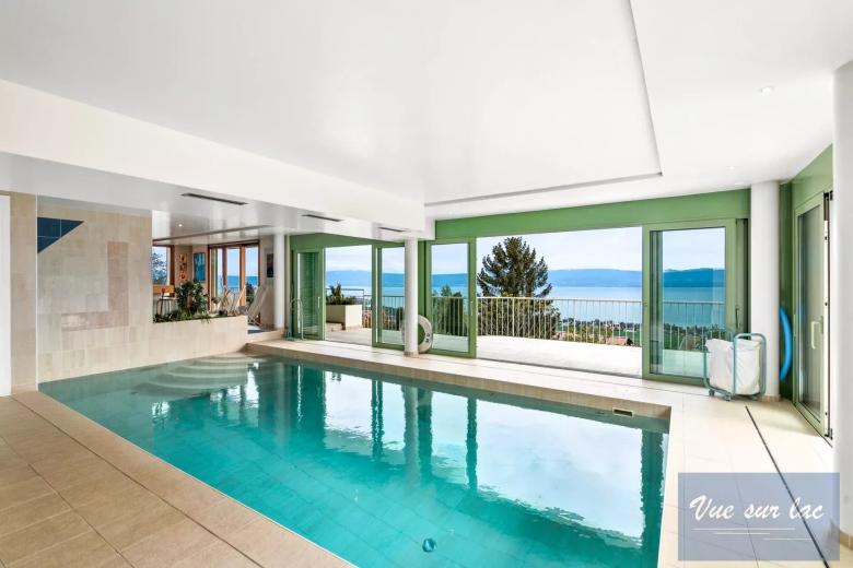 Haus zu verkaufen in Bougy-Villars - Große Villa, teilbar in 2 Duplex, Innenpool, Seeblick - Smart Propylaia (162)