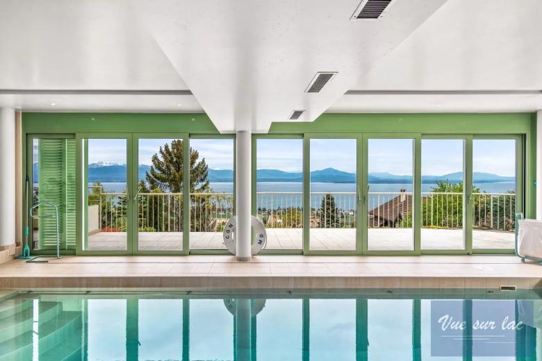 Haus zu verkaufen in Bougy-Villars - Große Villa, teilbar in 2 Duplex, Innenpool, Seeblick - Smart Propylaia (165)