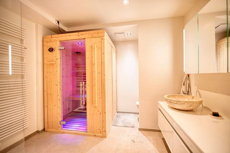 Casa in vendita a Conches - Villa in vendita a Conches, 9 locali, 350 m2 - Smart Propylaia (6)