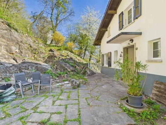 House for sale in Collombey (2)