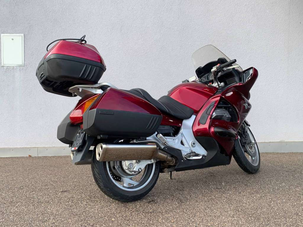 Honda ST Pan-European 1300 in vendita - HONDA ST1300 A2 Pan European rouge - Smart Propylaia (3)