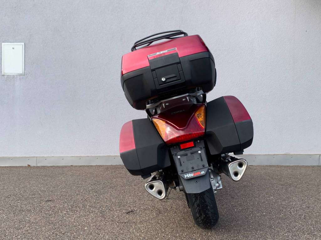 Honda ST Pan-European 1300 in vendita - Smart Propylaia (5)