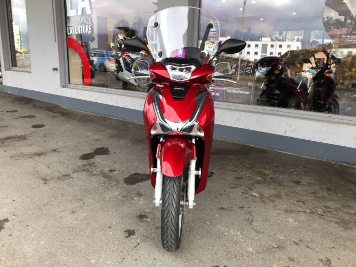 Honda SH 125AD zu verkaufen - HONDA SH 125 AD, rouge, 3'700km - Smart Propylaia (6)