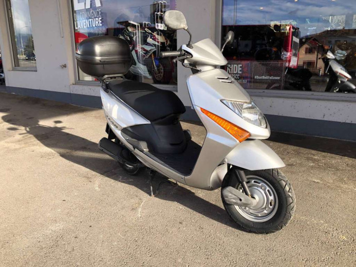 Honda SCV 100 Lead à vendre - Smart Propylaia