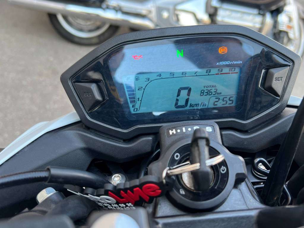 Honda CB 500F à vendre - HONDA CB 500 F, 8400 km - Smart Propylaia (9)