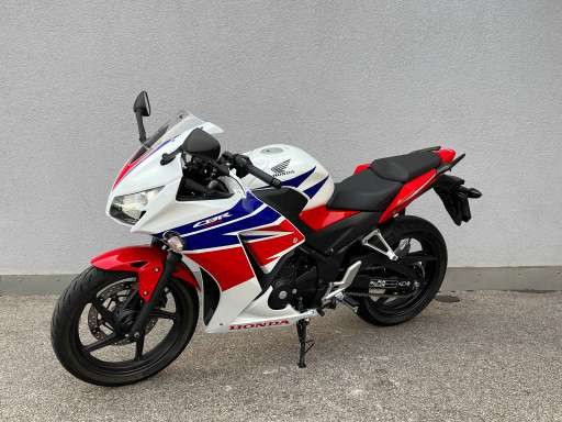Honda CBR 300R in vendita - Smart Propylaia (7)