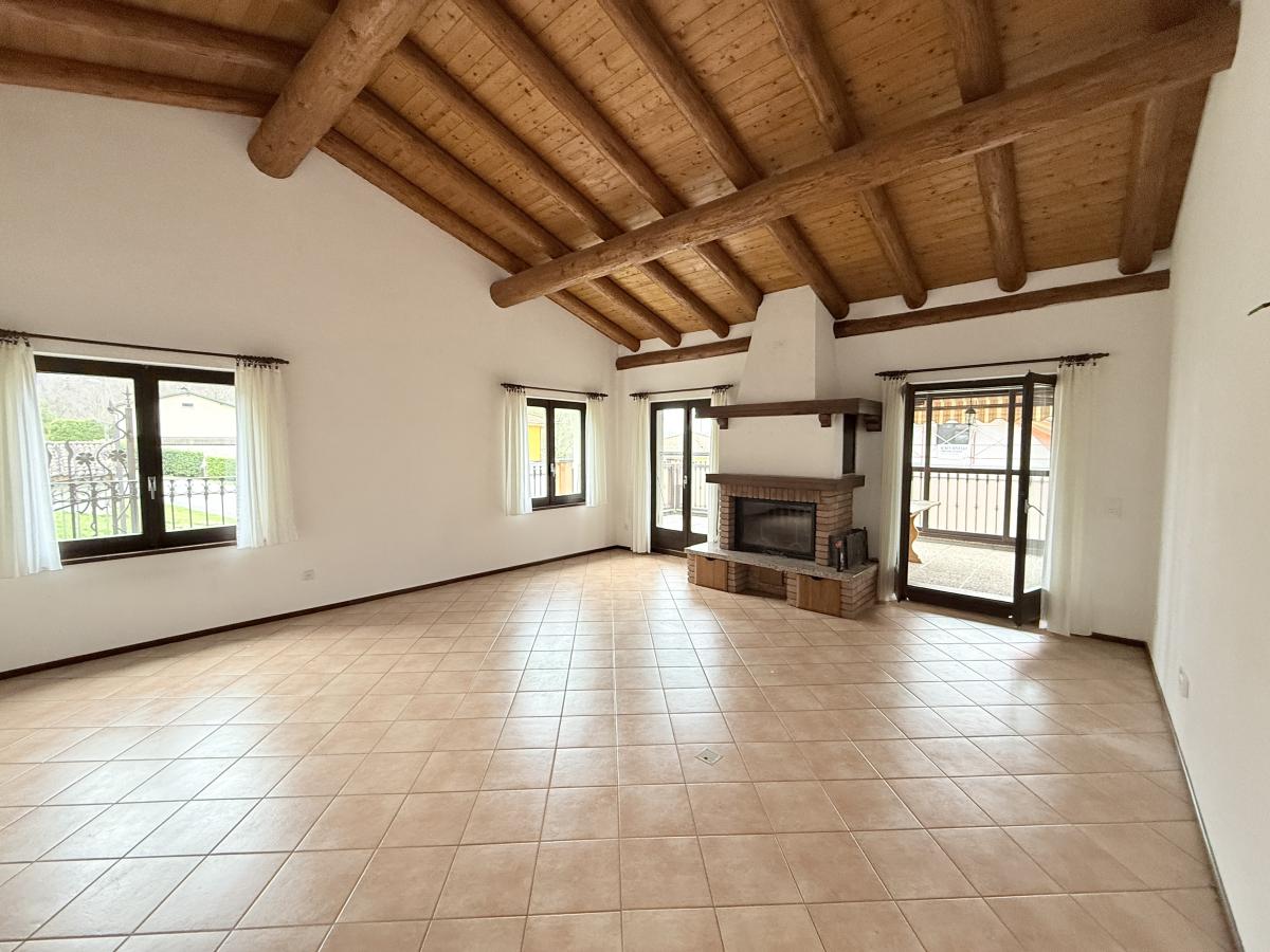 A vendre   Suisse - partenariat avec Smart-Propylaia Portail Immobilier