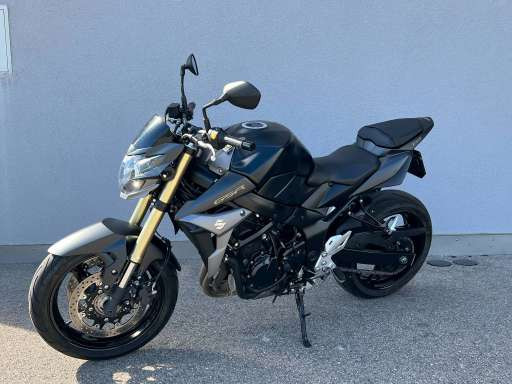Suzuki GSR 750 zu verkaufen - Smart Propylaia (5)