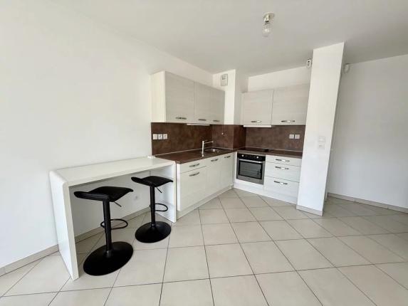 Apartment for sale in Saint-Julien-en-Genevois (3)