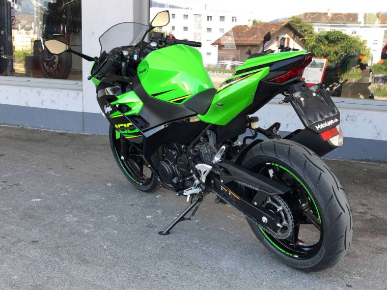 Kawasaki Ninja 400 in vendita (3)