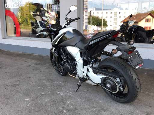 Honda CB 1000R in vendita - HONDA CB 1000 RA - Smart Propylaia (3)