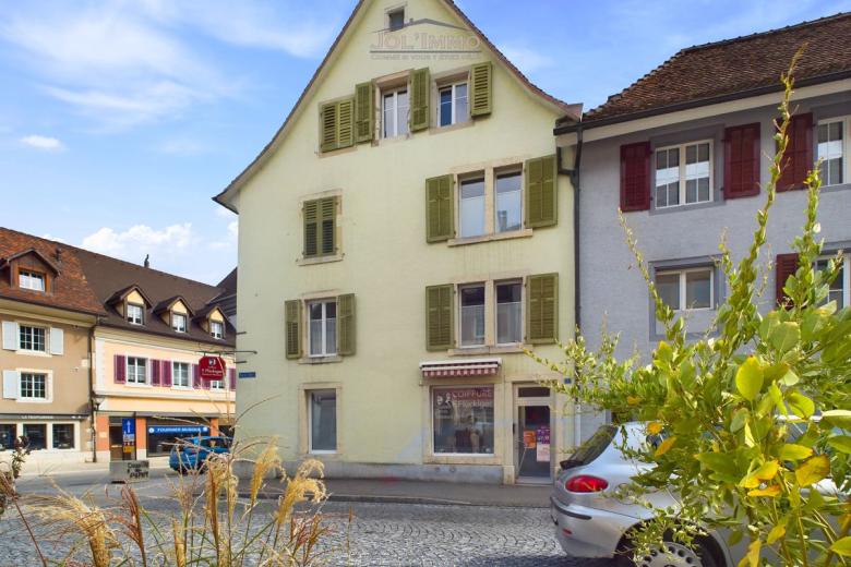 A vendre Immeuble commercial et d'habitation Delémont Suisse - partenariat avec Smart-Propylaia Portail Immobilier