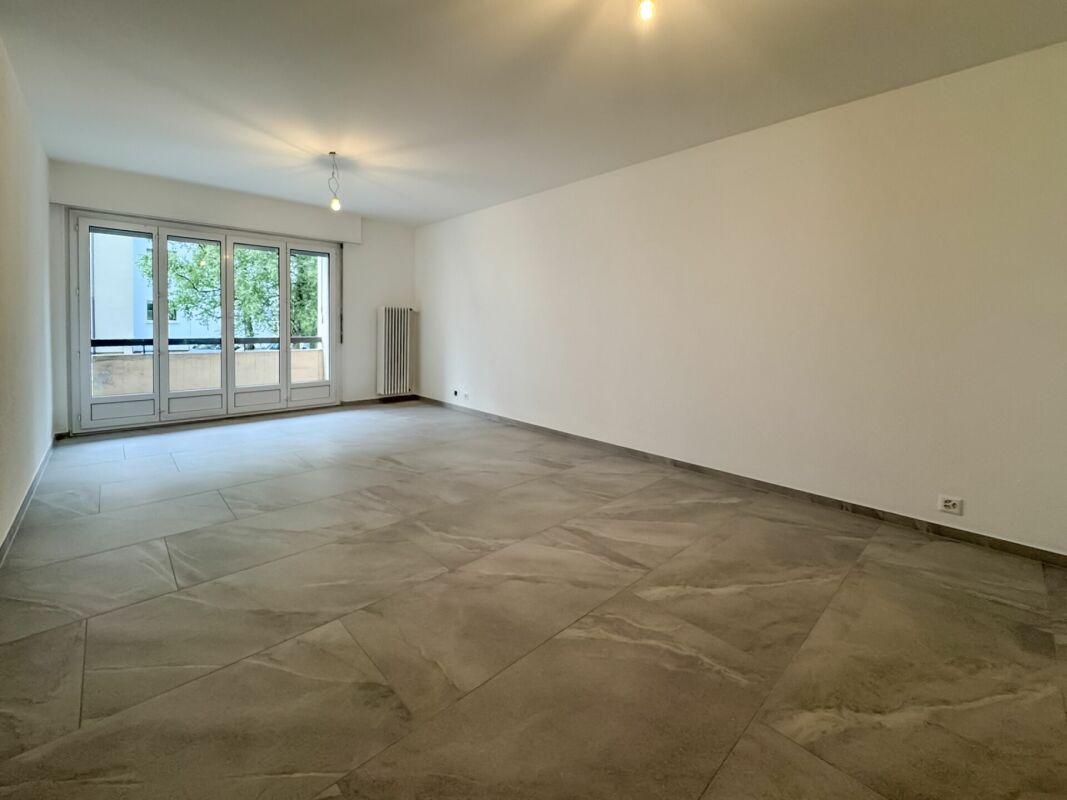 In vendita   Svizzera - 
cChic-immoHub Il vostro portale immobiliare
