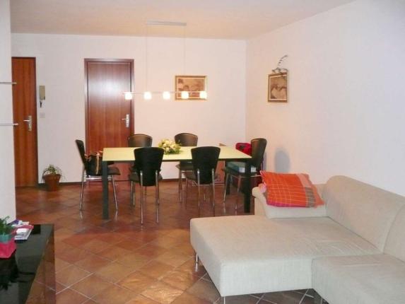 Appartement à vendre à Comano (2)
