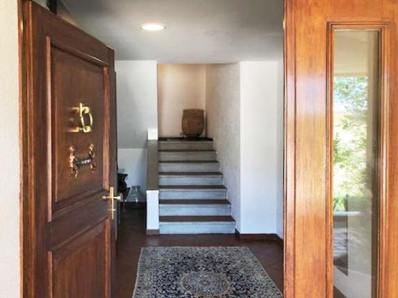 Haus zu verkaufen in Bissone (3)
