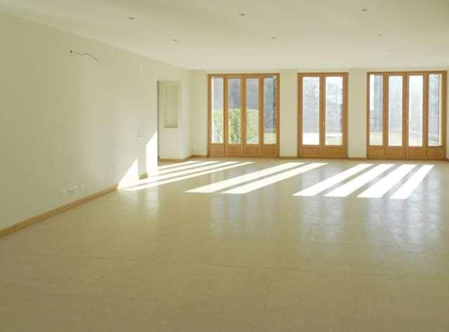 In vendita   Svizzera - 
cChic-immoHub Il vostro portale immobiliare
