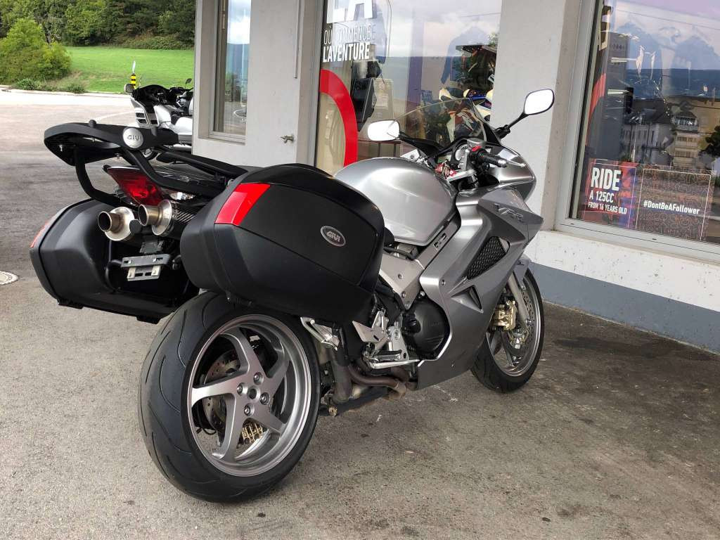 Honda VFR 800A for sale - Smart Propylaia (2)