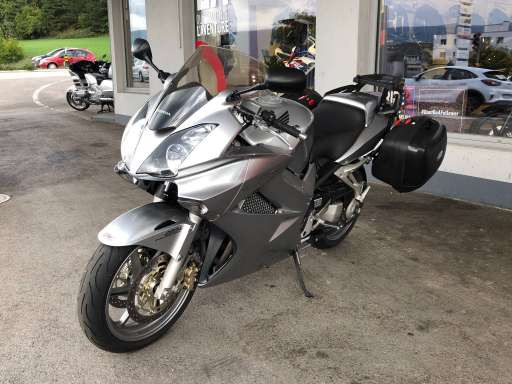 Honda VFR 800A for sale - Smart Propylaia (5)