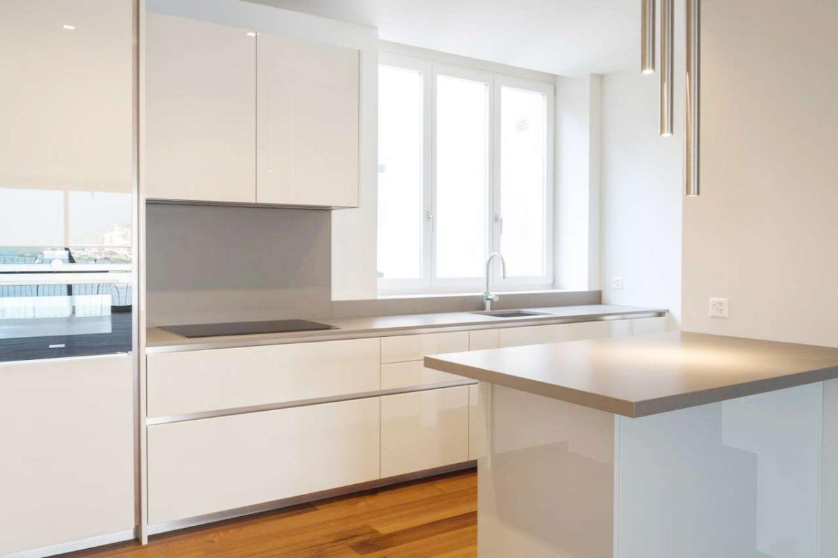 A vendre   Suisse - partenariat avec Smart-Propylaia Portail Immobilier