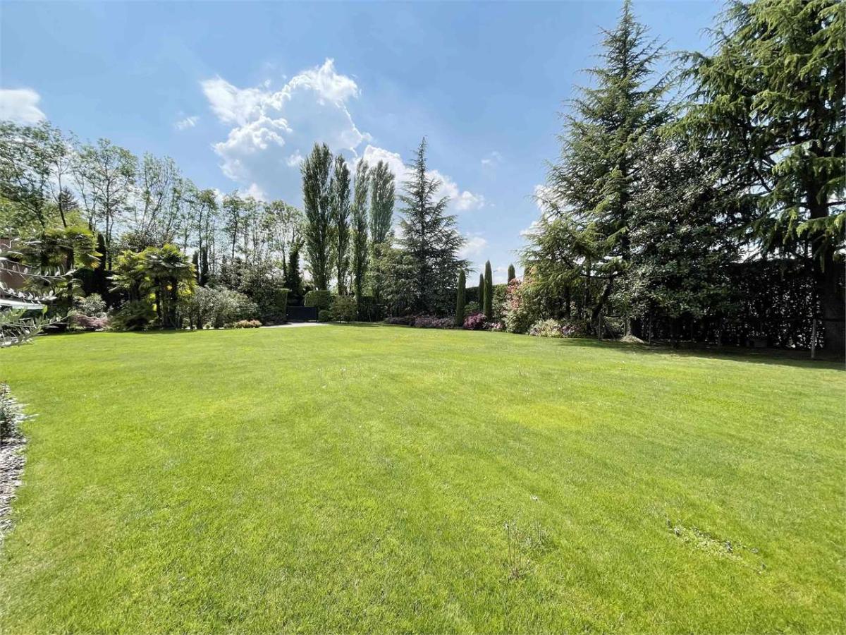 Lugano à vendre Villa Suisse - cChic-immoHub votre portail immobilier