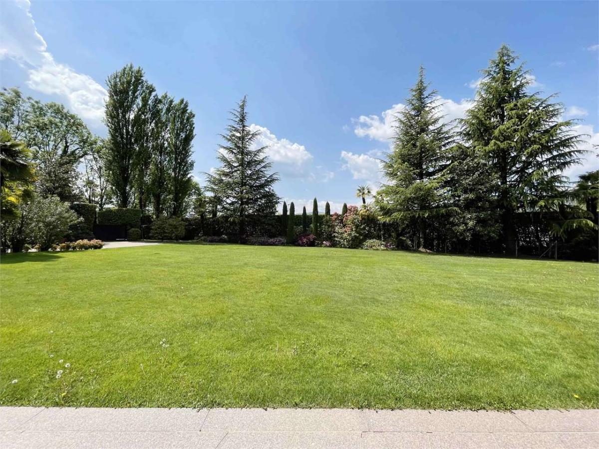 Lugano à vendre Villa Suisse - cChic-immoHub votre portail immobilier