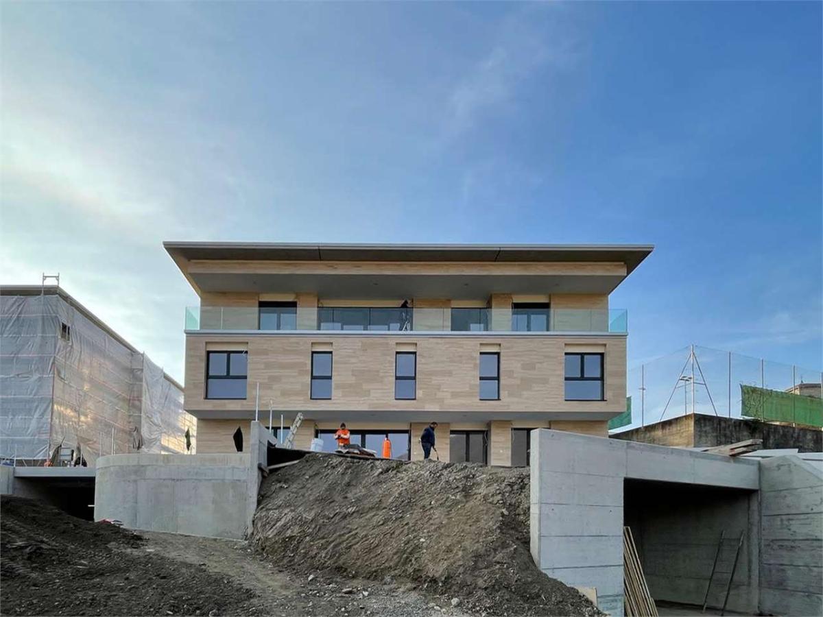 A vendre   Suisse - partenariat avec Smart-Propylaia Portail Immobilier