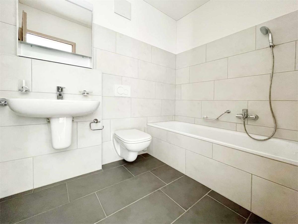 To rent   Switzerland - in partnership with the real estate portal Smart-Propylaia