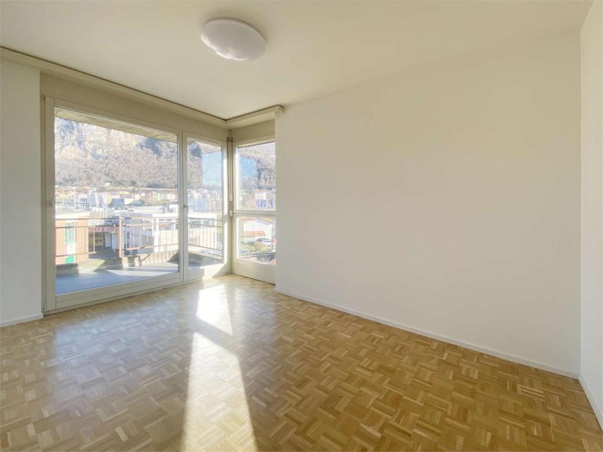 In vendita   Svizzera - 
cChic-immoHub Il vostro portale immobiliare
