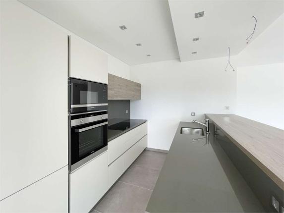 Appartement à vendre à Comano (4)