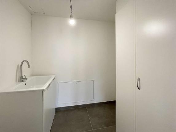 Appartement à vendre à Comano (11)