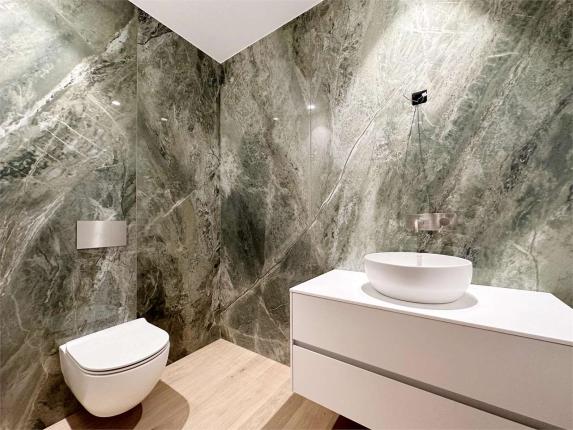Appartement à vendre à Comano (13)