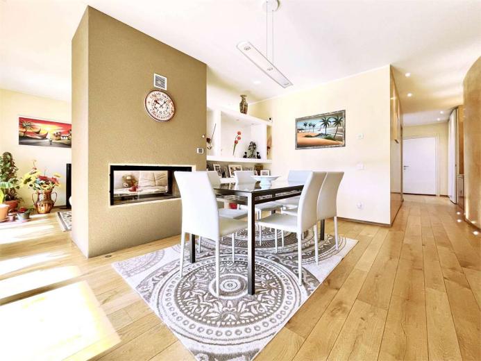 Maison à vendre à S. Pietro - Smart Propylaia